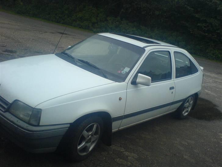 Opel Kadett 1,6i billede 5