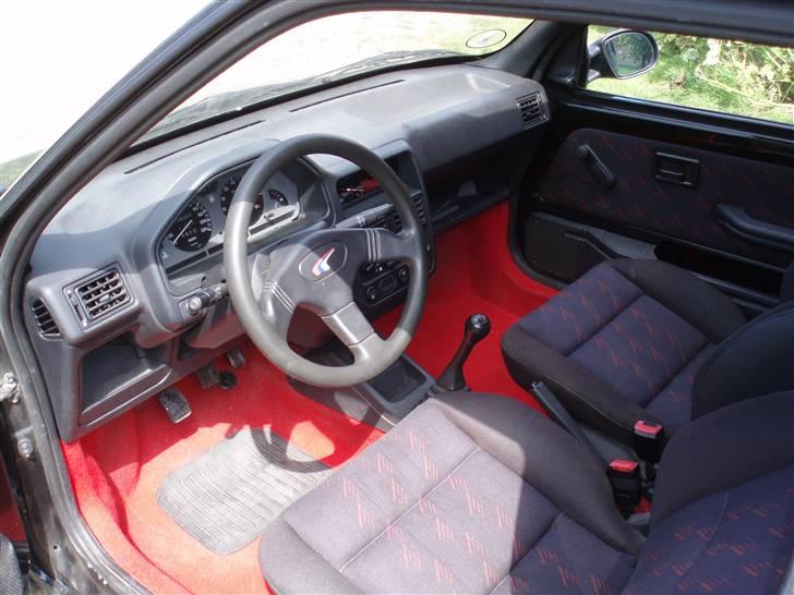 Peugeot 106 rallye  (totalskadet) billede 3