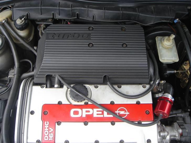 Opel vectra a 4x4 turbo SOLGT billede 9