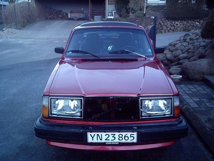 Volvo 264 GLE (Solgt) billede 3