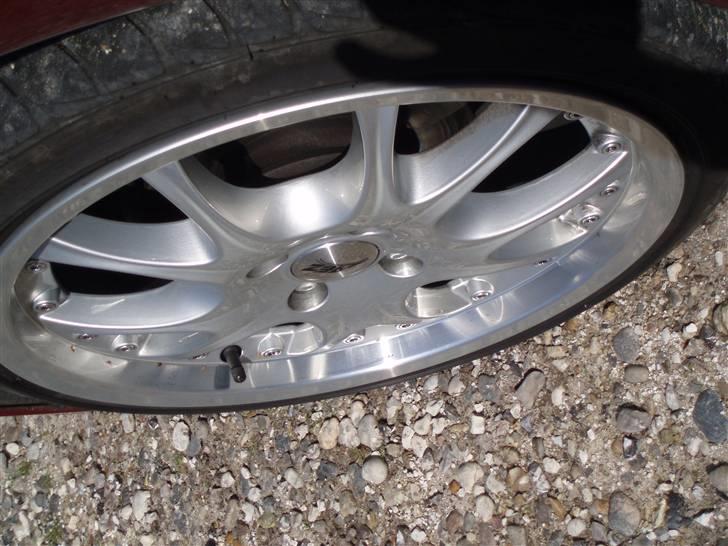 Mazda 323 F ba Solgt billede 8