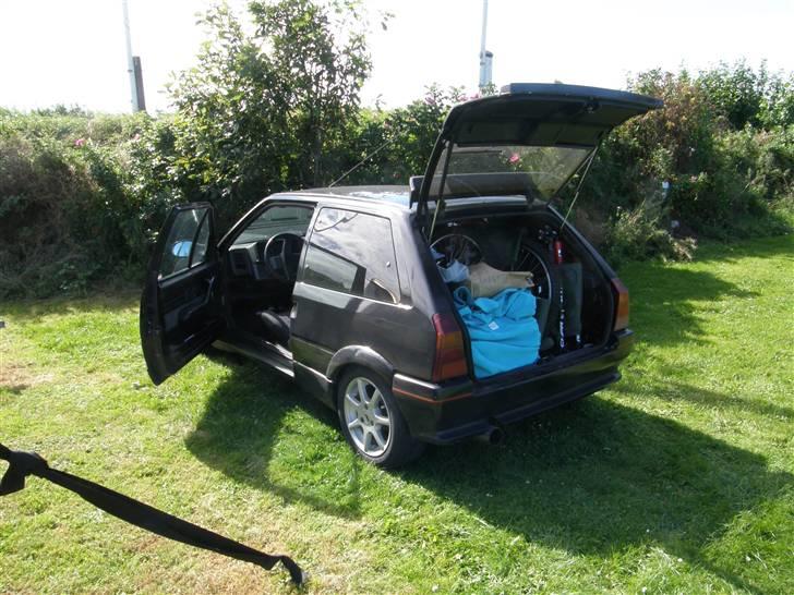 Citroën AX GT - man kan sagtens tage på mtb camping i en ax.. billede 5