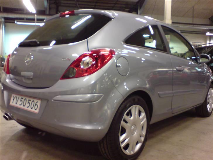 Opel Corsa D CDTI Sport - Sænket 20 mm fra fabrikken billede 6