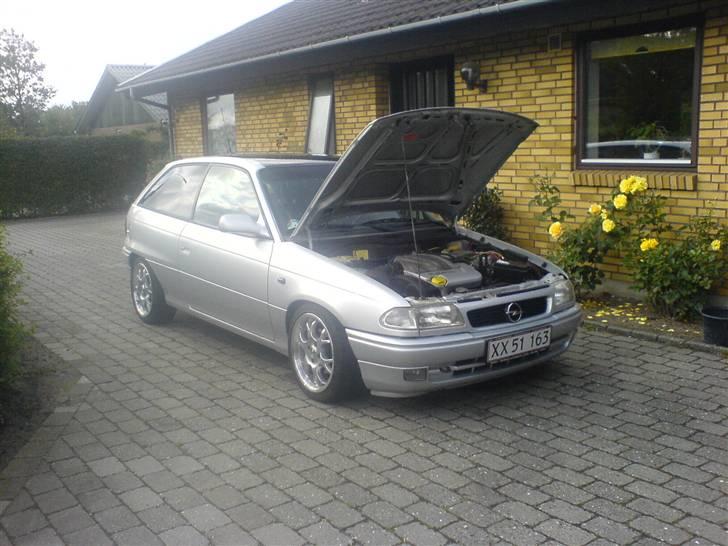 Opel Astra 1,6i 16v sport billede 11