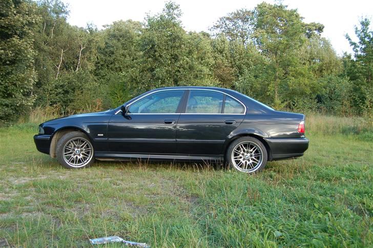 BMW 540i **SOLGT :O(** billede 1