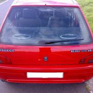 Peugeot 106 xr 1,4i skrottet