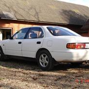 Toyota Camry 2.2i