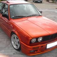 BMW E30 325i M-Tech2 (Solgt)