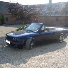 BMW E30 cab under opbygning