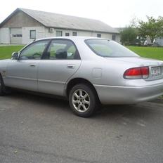 Mazda 626 LX sedan (tot.skadet)