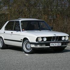 BMW E28 535i SOLGT