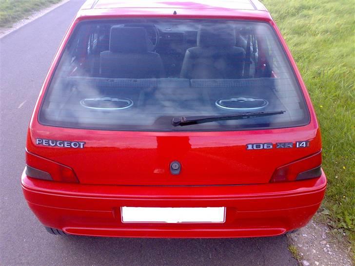 Peugeot 106 xr 1,4i skrottet billede 4