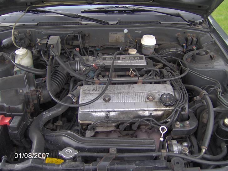 Mitsubishi Galant --solgt-- billede 11