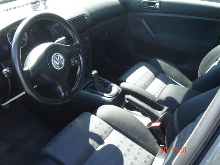 VW Passat Tdi (SOLGT) - god plads :-) billede 3