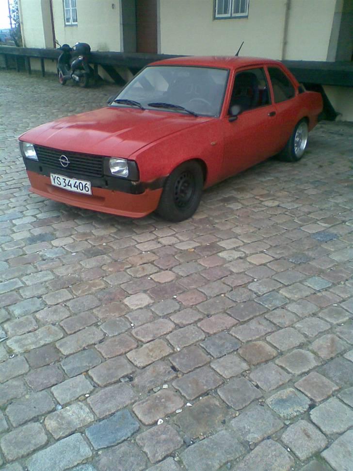 Opel Ascona B  billede 2