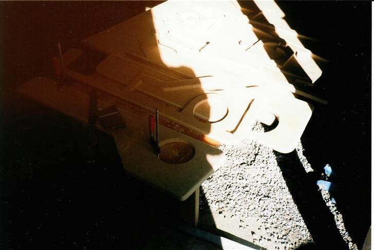 Opel Ascona B - Dørehøjtaler stikker for dybt, så måtte vi finde på noget..  billede 11