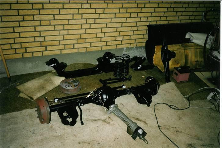 Opel Ascona B - Bagtøj malet, klar til montering. billede 17