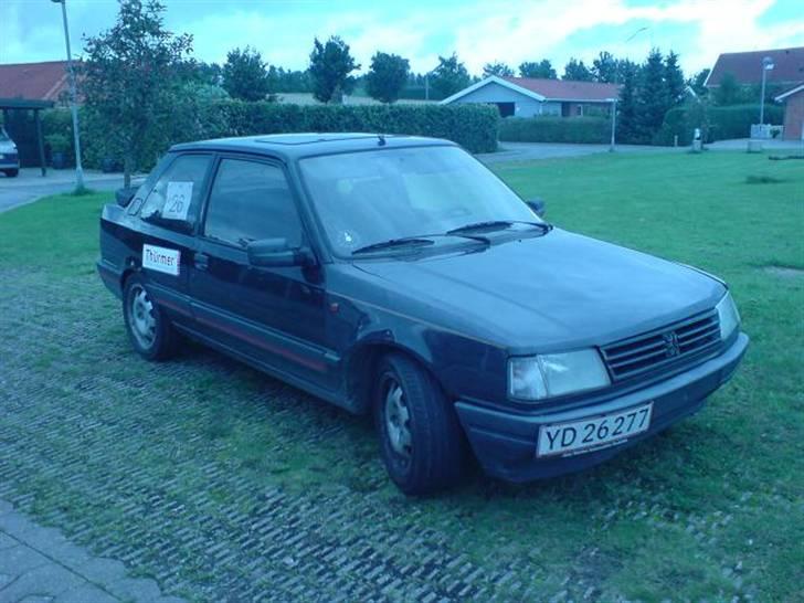Peugeot 309 GTI "Klubrally" knust billede 1