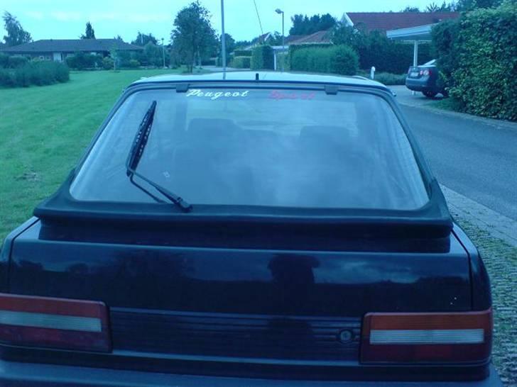 Peugeot 309 GTI "Klubrally" knust billede 5