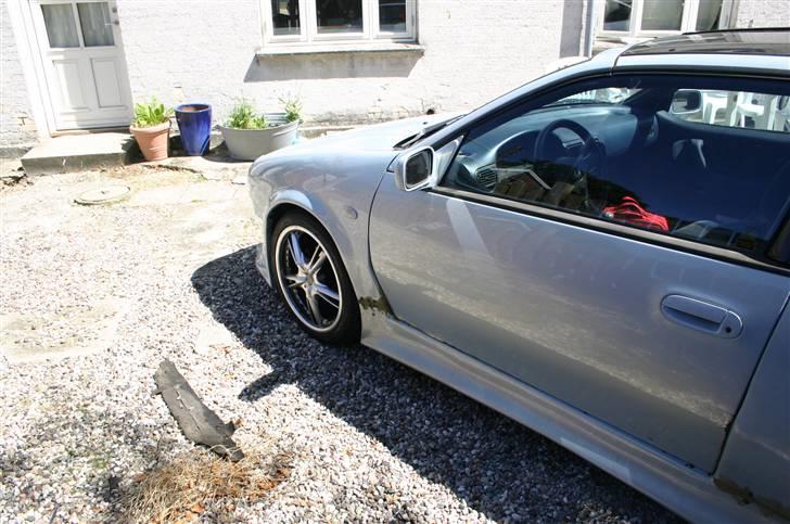 Nissan 100 NX - SOLGT billede 2