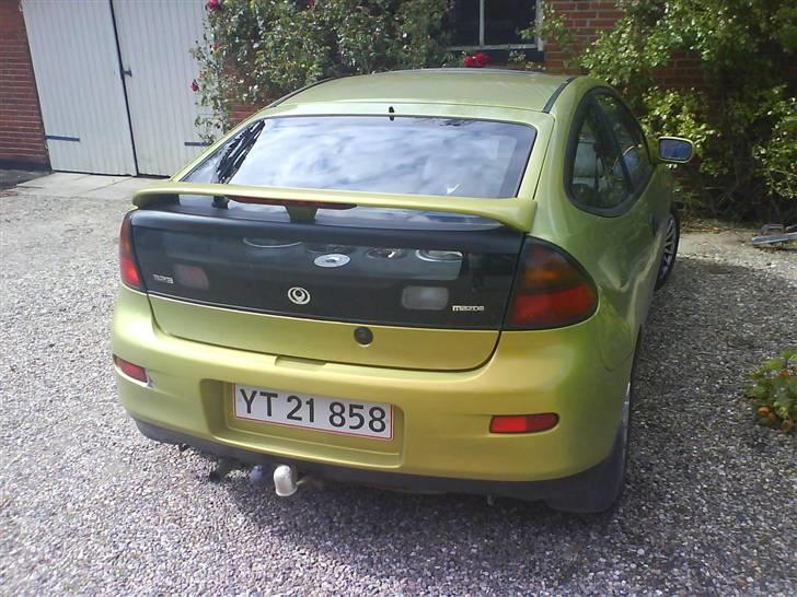 Mazda 323C (SOLGT) - Røven ? billede 4