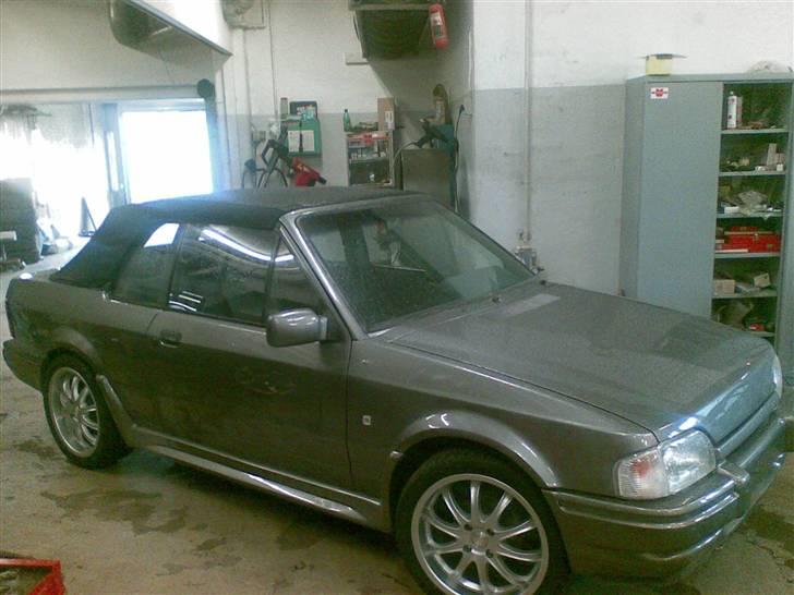 Ford escort cab nye billeder - Så er der sket lidt, lak, ny klud og fælge billede 8