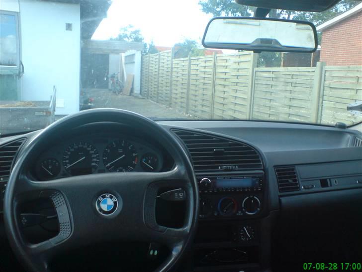 BMW 320i 24v SOLGT billede 7