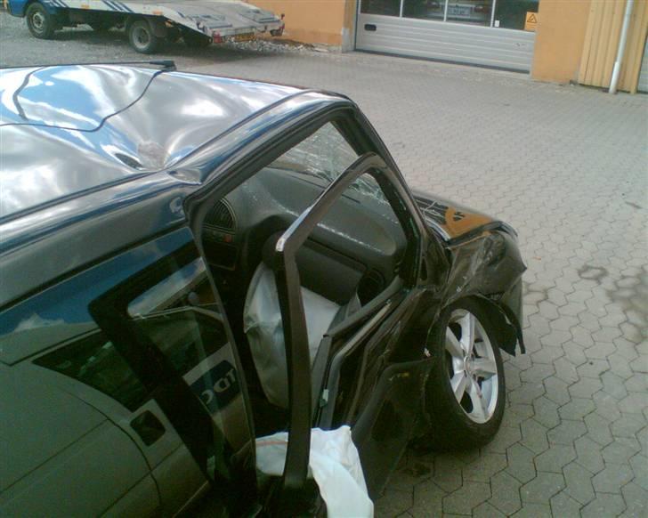 Citroën Saxo VTS *TOTALSKADET* billede 13