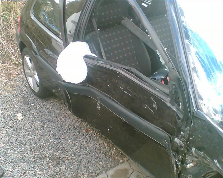 Citroën Saxo VTS *TOTALSKADET* billede 15