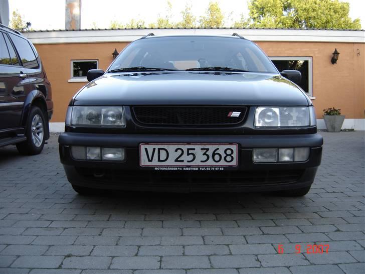 VW passat solgt - hovsa kom lige til at tage gitteret fra kone`s bil :) billede 1