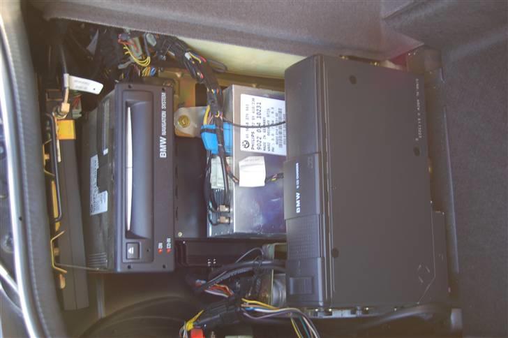 BMW 540i **SOLGT :O(** - Lidt af teknikken billede 13