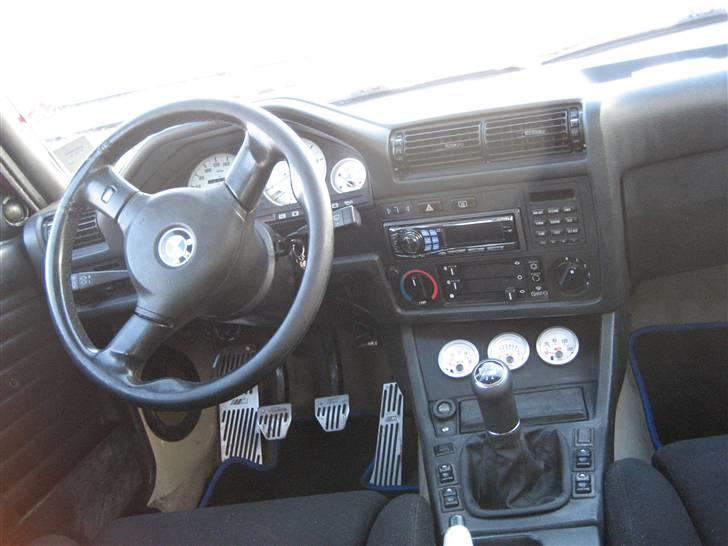 BMW E30 320i Solgt billede 12