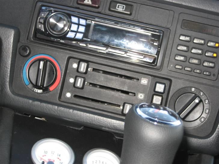 BMW E30 320i Solgt billede 15