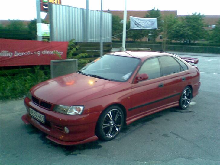 Toyota Carina E billede 10