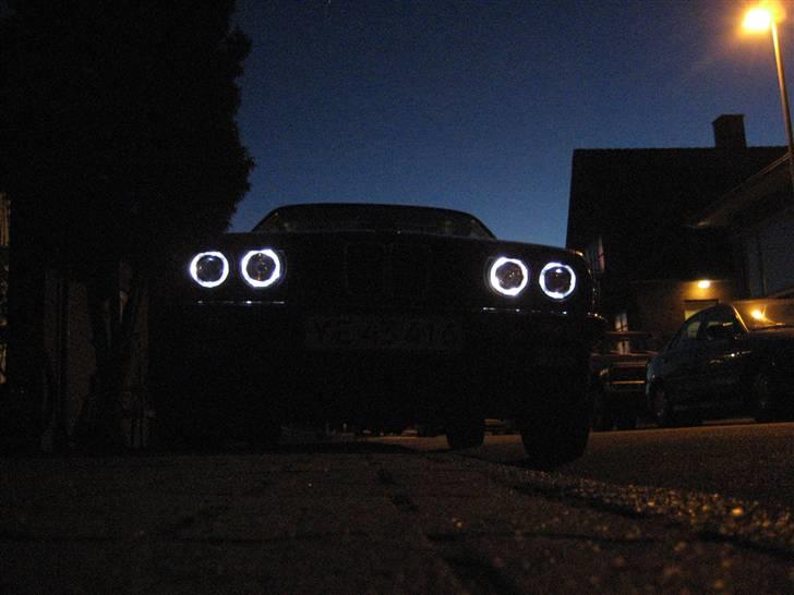 BMW E30 320i Solgt billede 18