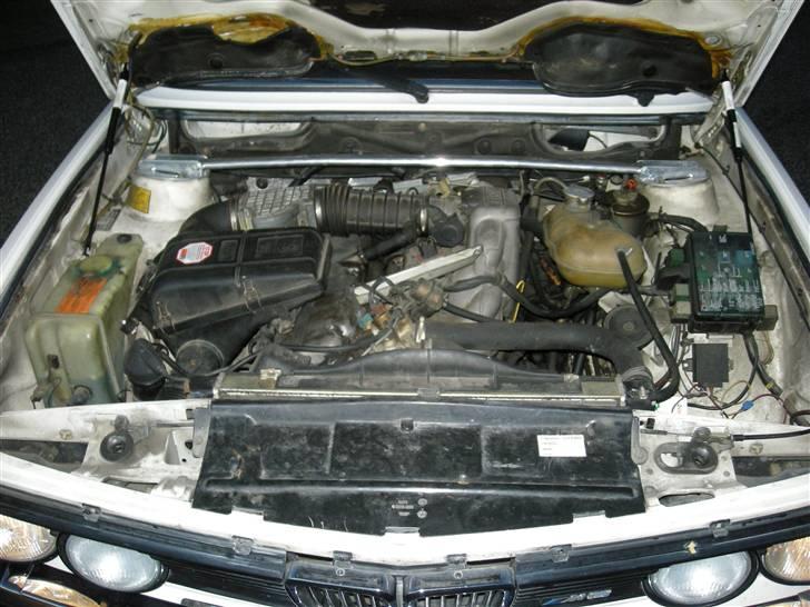 BMW E28 535i SOLGT - Trænger til lidt rengøring, ellers OK efter 22 år på vejene :-) billede 7
