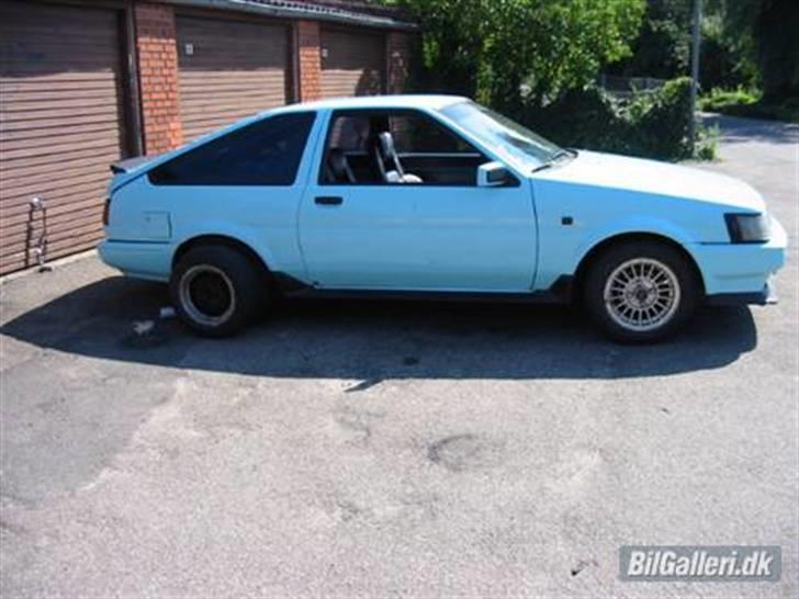 Toyota Corolla AE86 (SOLGT) billede 2