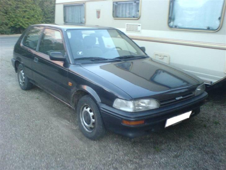 Toyota corolla 1,3xli (solgt) billede 1