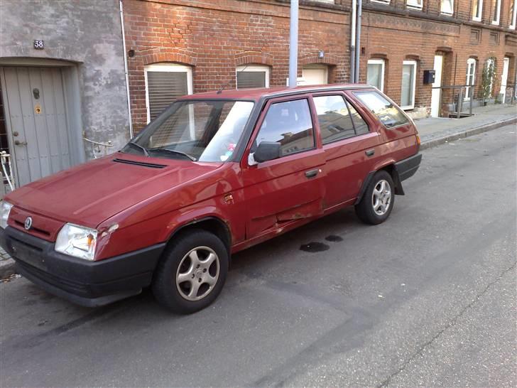 Skoda Favorit 135F Stc(solgt) billede 1