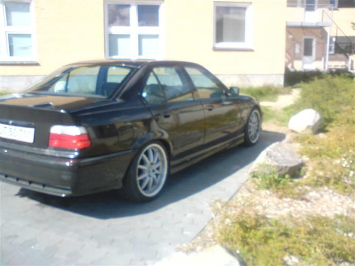 BMW E36 320i med 325i motor billede 2