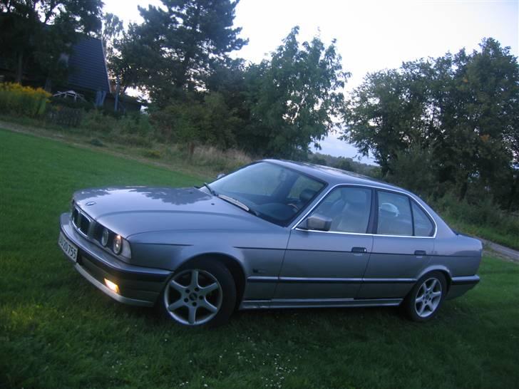 BMW e34 525i 24v SOLGT billede 15