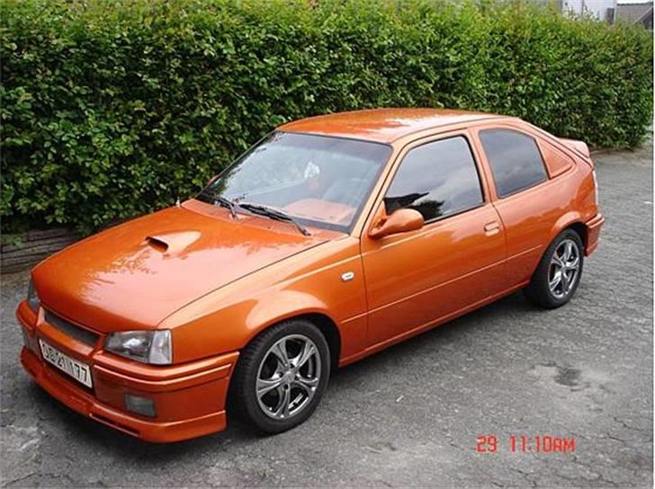 Opel Kadett E billede 1