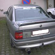 Opel Vectra 1,8 i BYTTET