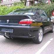 Peugeot 406