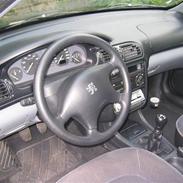 Peugeot 406