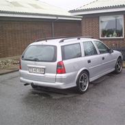 Opel Vectra. Comfort. St.car