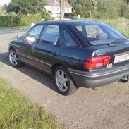 Ford Escort 1,4 CL - (DØD!)