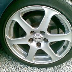 Nissan sunny coupe solgt