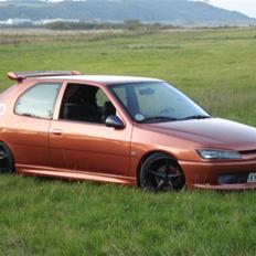 Peugeot 306 2,0 GTI  *SOLGT*