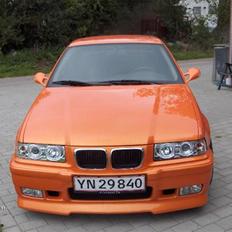 BMW 325i solgt